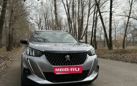 Peugeot 2008 II, 2021 год, 1 858 000 рублей, 2 фотография