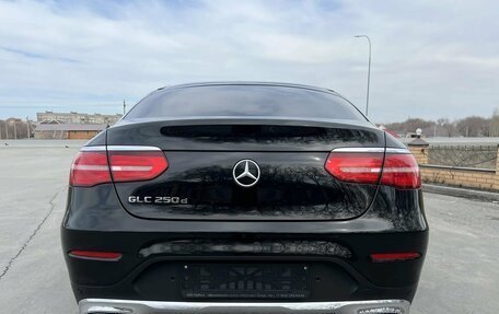 Mercedes-Benz GLC Coupe, 2016 год, 2 950 000 рублей, 10 фотография