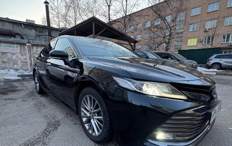 Toyota Camry, 2019 год, 3 050 000 рублей, 2 фотография