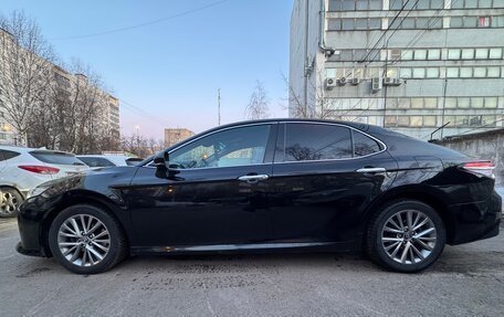 Toyota Camry, 2019 год, 3 050 000 рублей, 9 фотография