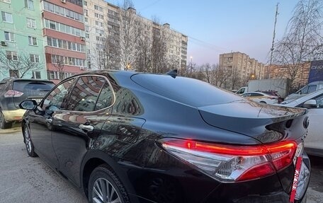 Toyota Camry, 2019 год, 3 050 000 рублей, 7 фотография