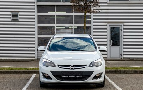 Opel Astra J, 2013 год, 895 000 рублей, 2 фотография