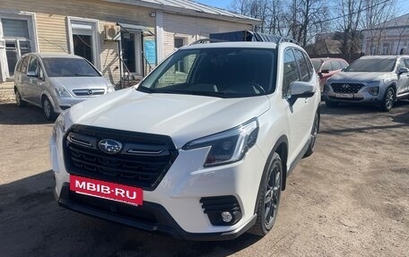 Subaru Forester, 2023 год, 5 200 000 рублей, 3 фотография
