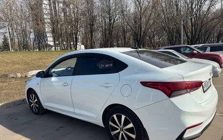 Hyundai Solaris II рестайлинг, 2018 год, 790 000 рублей, 8 фотография