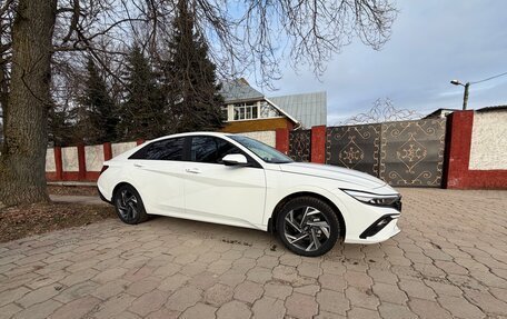 Hyundai Elantra, 2024 год, 2 995 000 рублей, 6 фотография