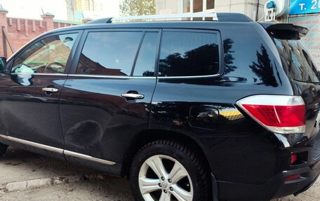 Toyota Highlander III, 2011 год, 1 850 000 рублей, 4 фотография