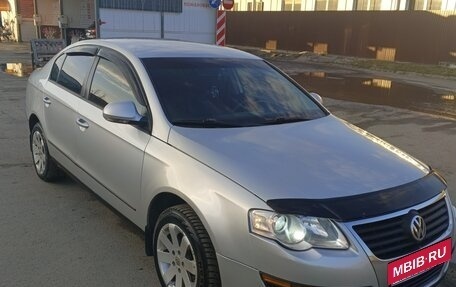 Volkswagen Passat B6, 2005 год, 700 000 рублей, 3 фотография
