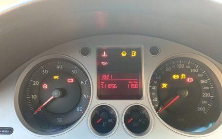 Volkswagen Passat B6, 2005 год, 700 000 рублей, 11 фотография