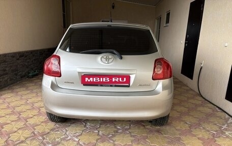 Toyota Auris II, 2008 год, 920 000 рублей, 2 фотография