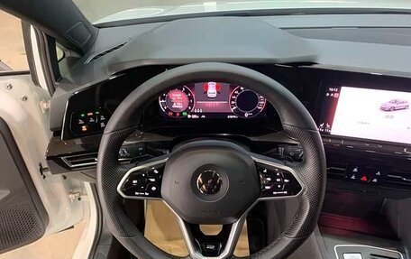 Volkswagen Golf VIII, 2023 год, 2 080 505 рублей, 8 фотография