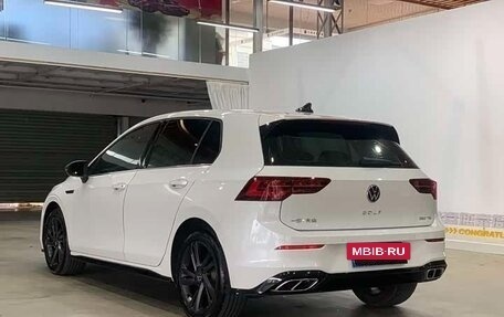 Volkswagen Golf VIII, 2023 год, 2 080 505 рублей, 9 фотография