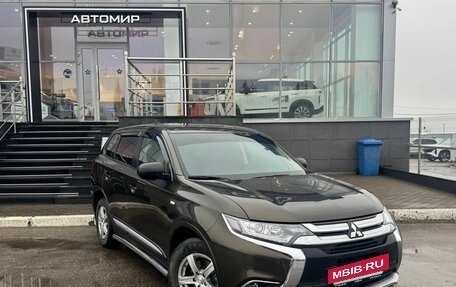 Mitsubishi Outlander III рестайлинг 3, 2018 год, 2 150 000 рублей, 3 фотография