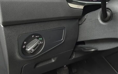 Volkswagen Tiguan II, 2022 год, 3 170 000 рублей, 9 фотография