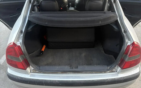 Mitsubishi Carisma I, 2002 год, 200 000 рублей, 3 фотография