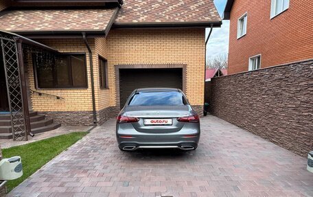 Mercedes-Benz E-Класс, 2022 год, 6 100 000 рублей, 16 фотография