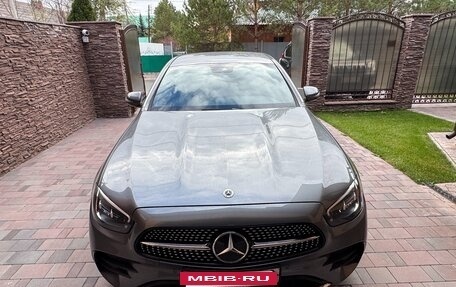 Mercedes-Benz E-Класс, 2022 год, 6 100 000 рублей, 13 фотография