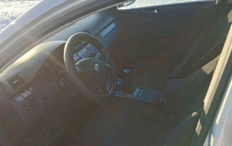 Volkswagen Passat B6, 2008 год, 599 000 рублей, 2 фотография