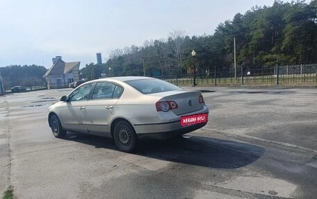 Volkswagen Passat B6, 2008 год, 599 000 рублей, 3 фотография