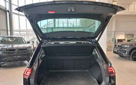 Volkswagen Tiguan II, 2018 год, 2 750 000 рублей, 10 фотография