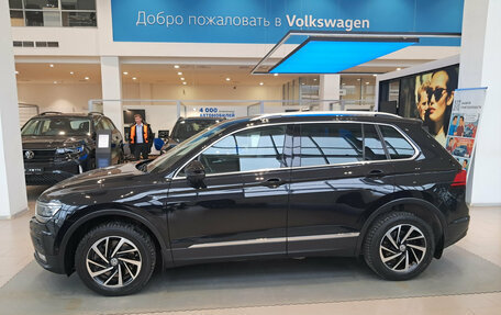Volkswagen Tiguan II, 2018 год, 2 750 000 рублей, 8 фотография
