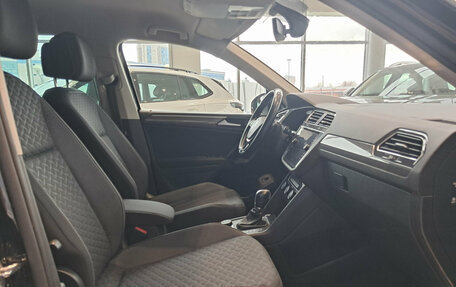 Volkswagen Tiguan II, 2018 год, 2 750 000 рублей, 11 фотография