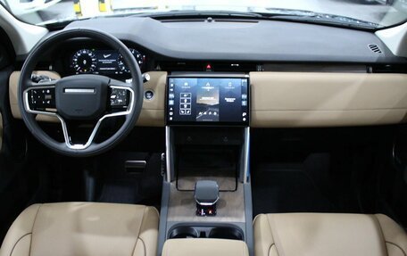 Land Rover Discovery Sport I рестайлинг, 2025 год, 5 990 000 рублей, 8 фотография