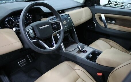 Land Rover Discovery Sport I рестайлинг, 2025 год, 5 990 000 рублей, 7 фотография