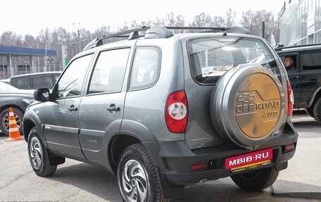 Chevrolet Niva I рестайлинг, 2011 год, 665 000 рублей, 9 фотография