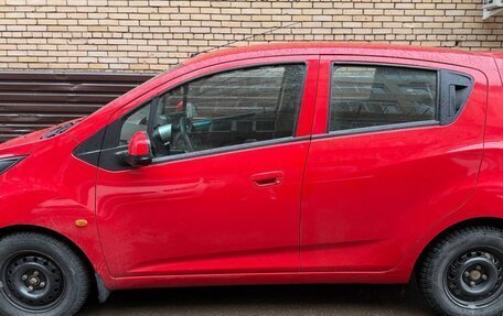 Chevrolet Spark III, 2011 год, 370 000 рублей, 2 фотография