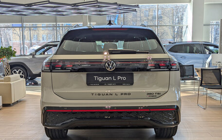 Volkswagen Tiguan, 2025 год, 5 590 000 рублей, 7 фотография
