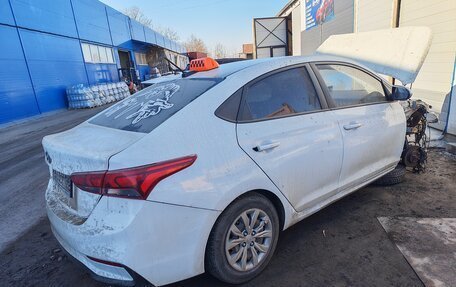 Hyundai Solaris II рестайлинг, 2019 год, 333 333 рублей, 1 фотография