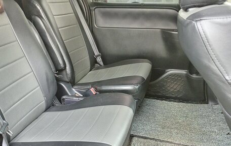 Toyota Noah III, 2015 год, 1 750 000 рублей, 8 фотография