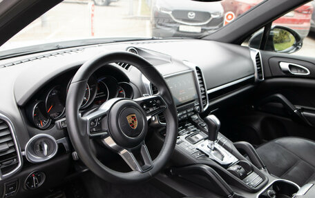 Porsche Cayenne III, 2017 год, 4 198 000 рублей, 11 фотография