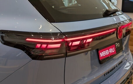 Volkswagen Tiguan, 2025 год, 5 490 000 рублей, 12 фотография