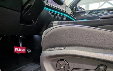 Volkswagen Tiguan, 2025 год, 5 490 000 рублей, 16 фотография