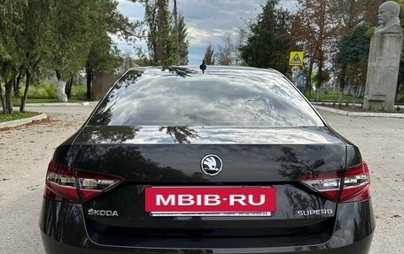 Skoda Superb III рестайлинг, 2018 год, 2 350 000 рублей, 4 фотография