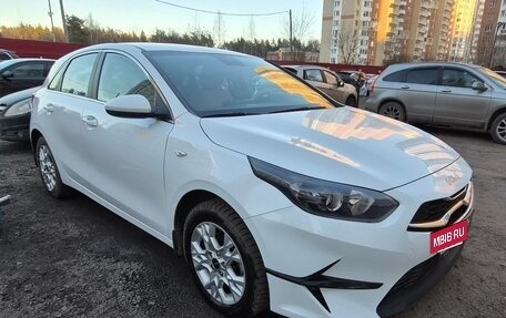 KIA cee'd III, 2022 год, 2 100 000 рублей, 5 фотография