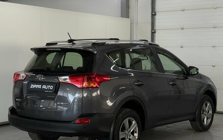 Toyota RAV4, 2015 год, 2 199 000 рублей, 4 фотография