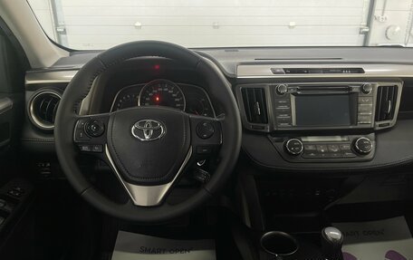 Toyota RAV4, 2015 год, 2 199 000 рублей, 9 фотография