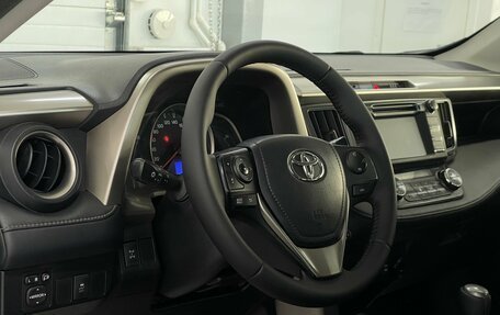 Toyota RAV4, 2015 год, 2 199 000 рублей, 8 фотография