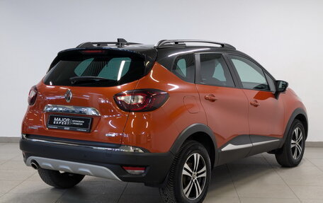 Renault Kaptur I рестайлинг, 2018 год, 1 600 000 рублей, 5 фотография