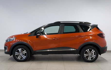 Renault Kaptur I рестайлинг, 2018 год, 1 600 000 рублей, 8 фотография