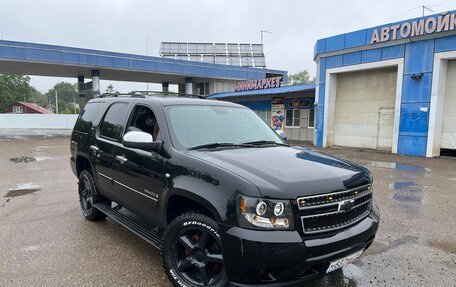 Chevrolet Tahoe III, 2008 год, 1 900 000 рублей, 3 фотография