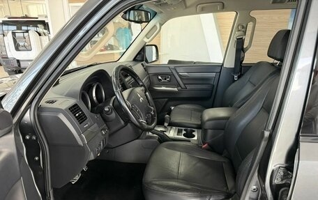 Mitsubishi Pajero IV, 2013 год, 2 275 000 рублей, 9 фотография