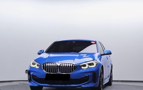 BMW 1 серия, 2021 год, 2 738 001 рублей, 2 фотография