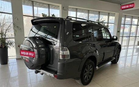 Mitsubishi Pajero IV, 2013 год, 2 275 000 рублей, 5 фотография