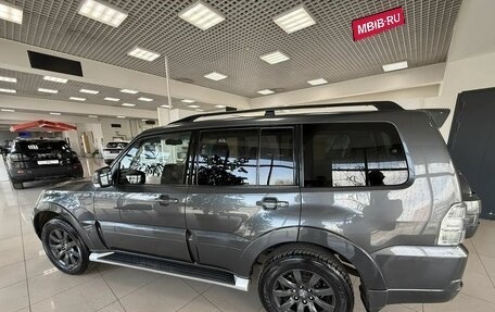 Mitsubishi Pajero IV, 2013 год, 2 275 000 рублей, 8 фотография