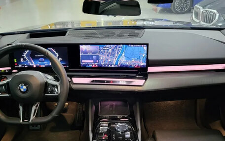 BMW 5 серия, 2023 год, 6 990 000 рублей, 8 фотография