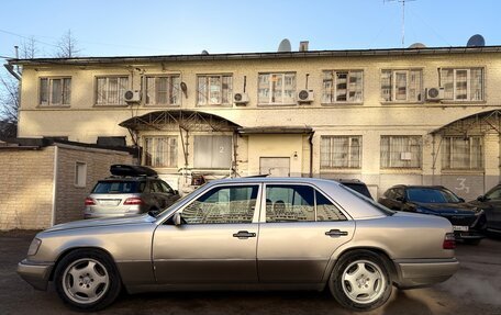 Mercedes-Benz E-Класс, 1994 год, 320 000 рублей, 3 фотография