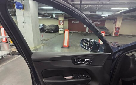 Volvo XC60 II, 2018 год, 2 500 000 рублей, 8 фотография